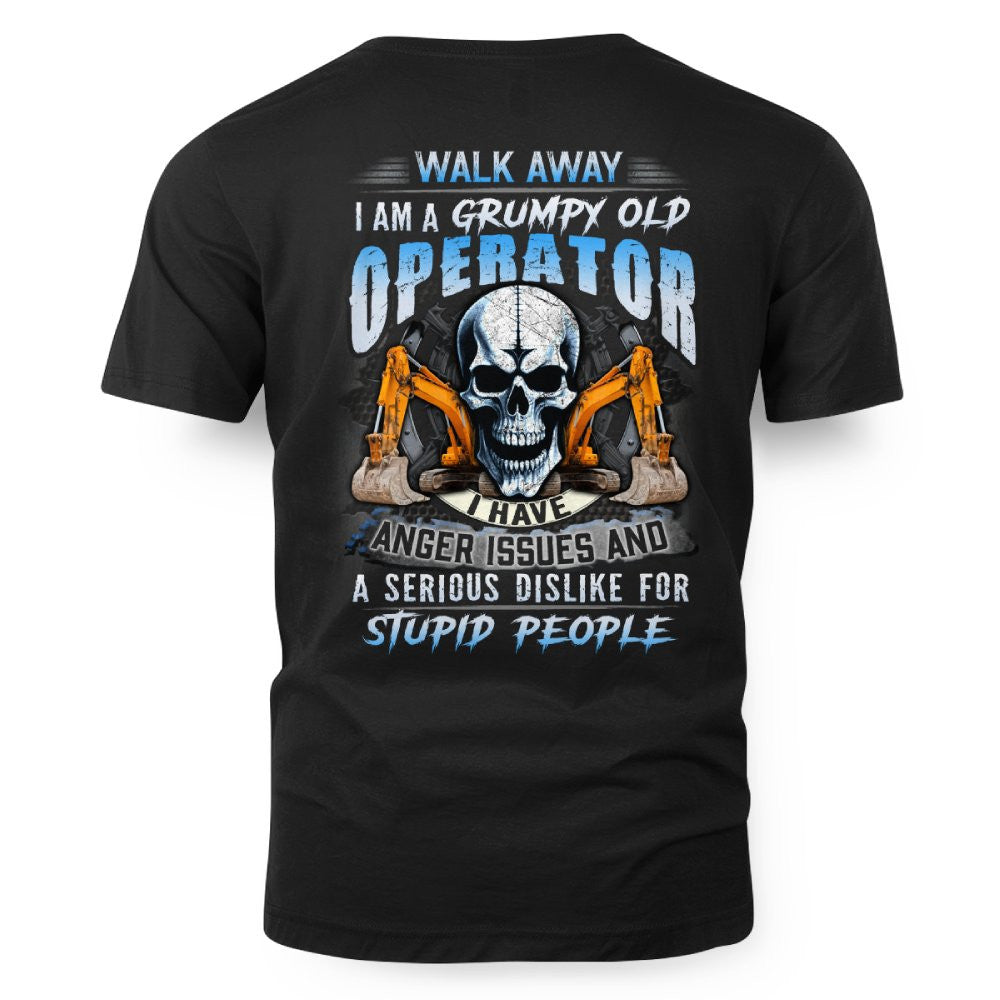 ANGERISSUES17-OPERATOR - grunx260804-0176