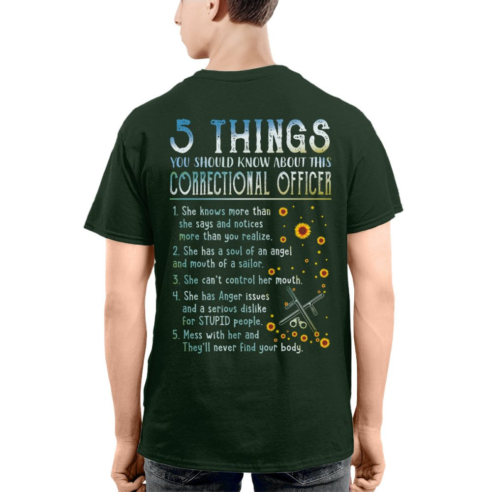 5 Things You Should Know About This Correctional Officer - Funny Design T-Shirt, Hoodie & More - grunx260804-0056