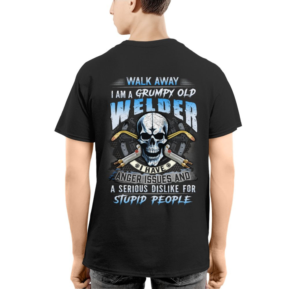 ANGERISSUES17-WELDER - grunx260804-0177