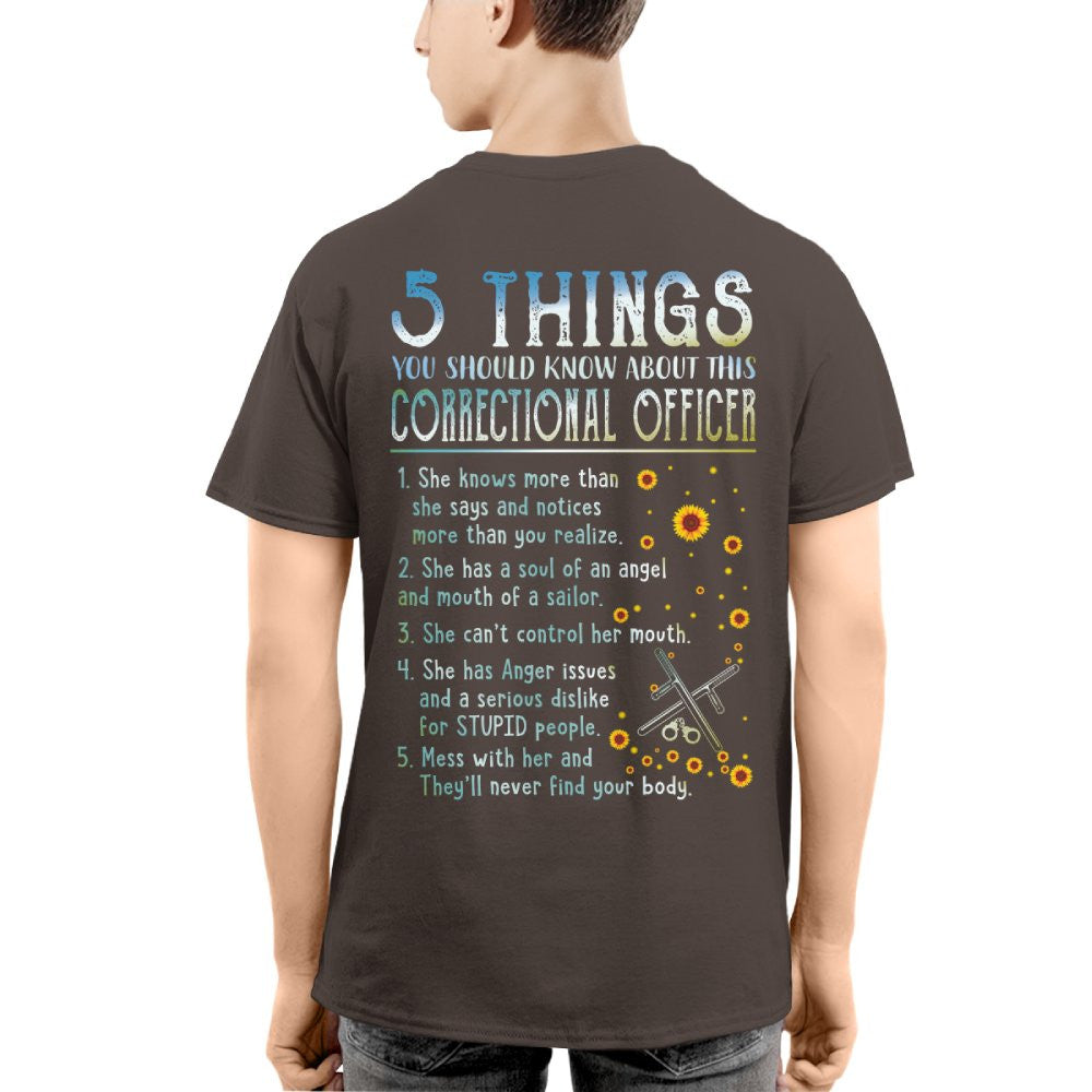 5 Things You Should Know About This Correctional Officer - Funny Design T-Shirt, Hoodie & More - grunx260804-0056