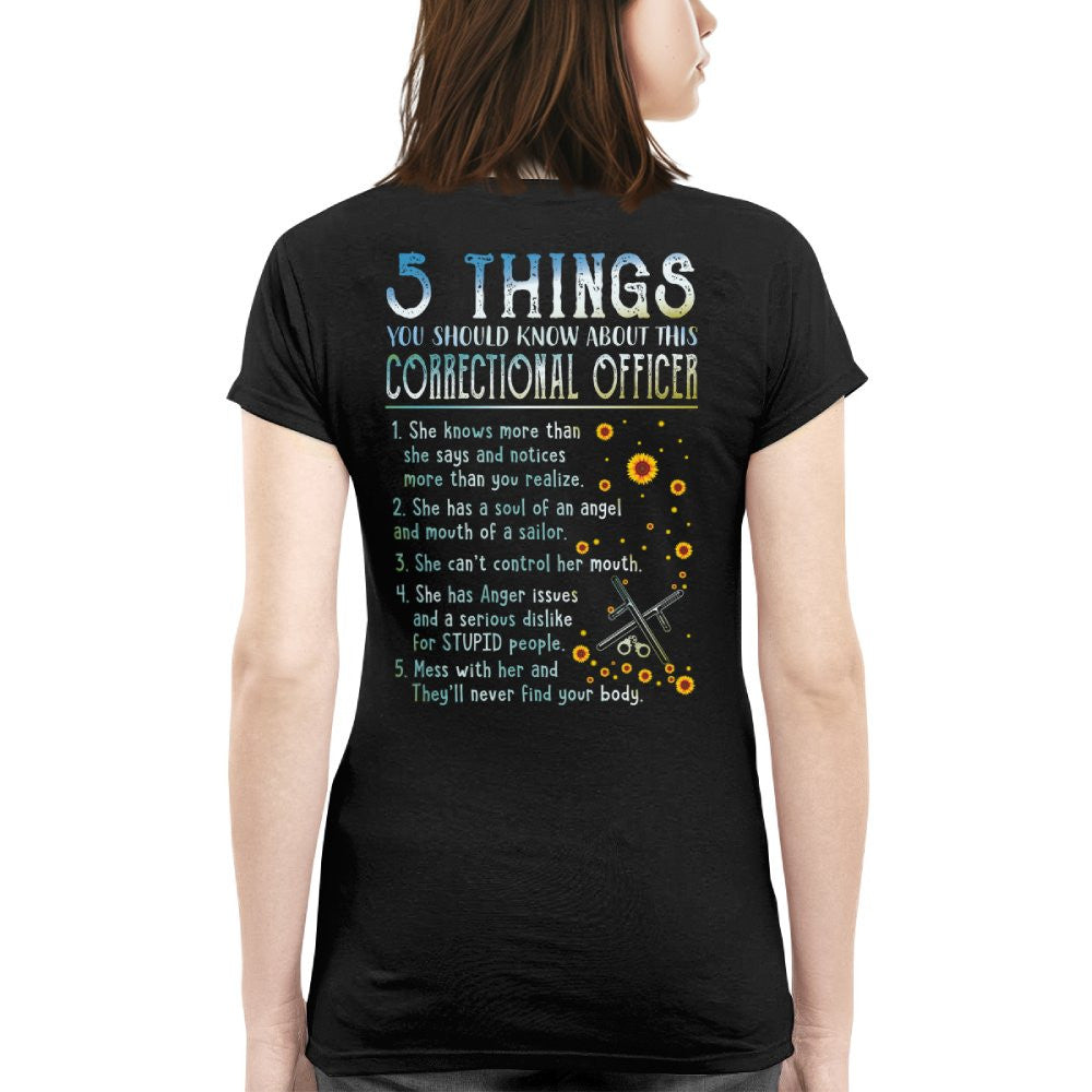 5 Things You Should Know About This Correctional Officer - Funny Design T-Shirt, Hoodie & More - grunx260804-0056