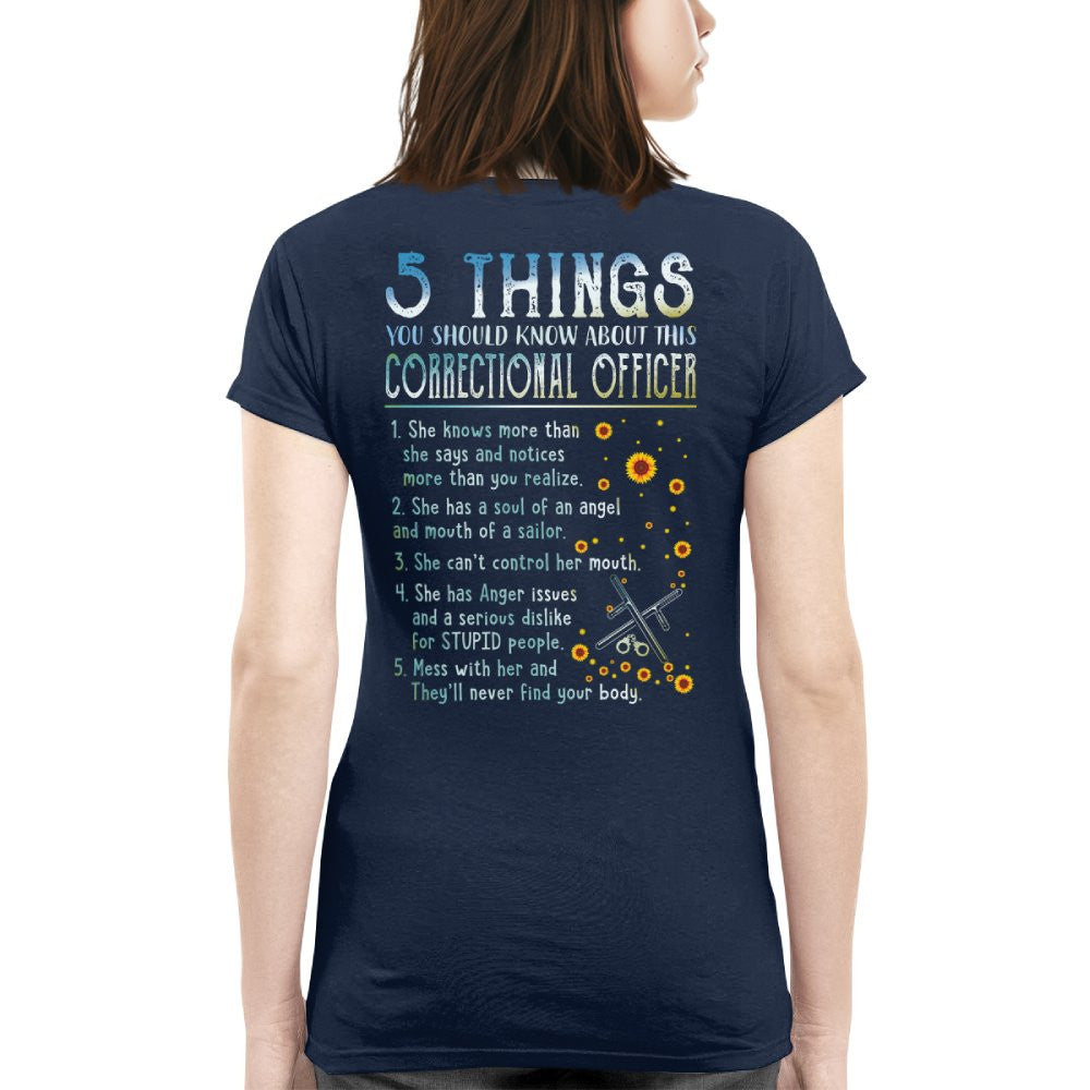 5 Things You Should Know About This Correctional Officer - Funny Design T-Shirt, Hoodie & More - grunx260804-0056