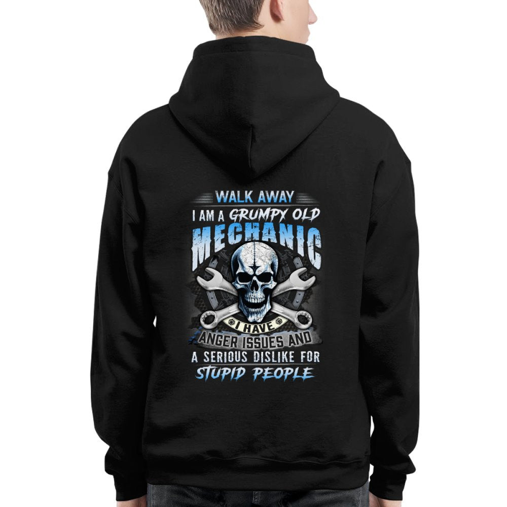ANGERISSUES17-MECHANIC - grunx260804-0175