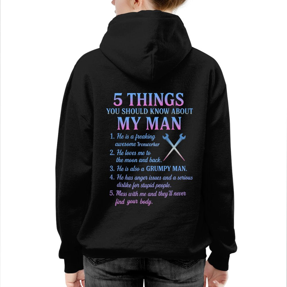 5 Things You Should Know About My Man - Ironworker Funny T-Shirt Hoodie & More - grunx260804-0031