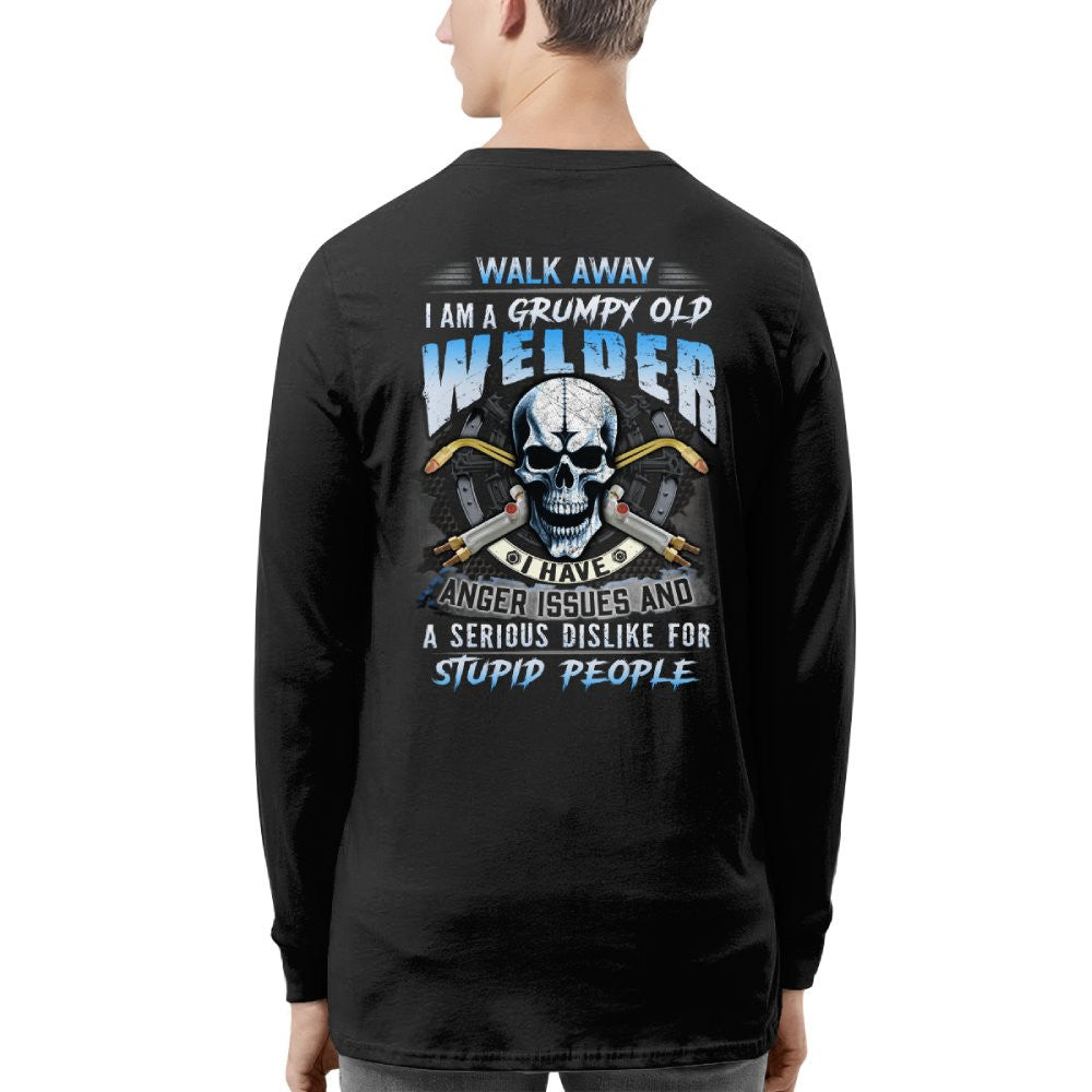 ANGERISSUES17-WELDER - grunx260804-0177