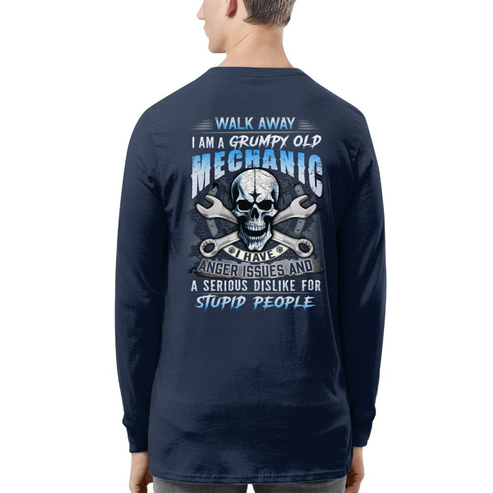 ANGERISSUES17-MECHANIC - grunx260804-0175