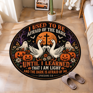 I Am Light Goose Halloween Round Rug