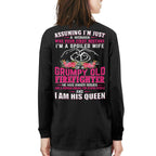 Awesome Firefighter i am his queen- Hoodie - grunx260804-0143